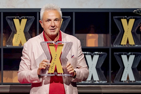 Der wohlverdiente Moment des Abends: Urs Kessler erhält den Lifetime Award – und der Saal steht. Eine Karriere, die die Eventbranche geprägt hat, gewürdigt mit Minutenapplaus.